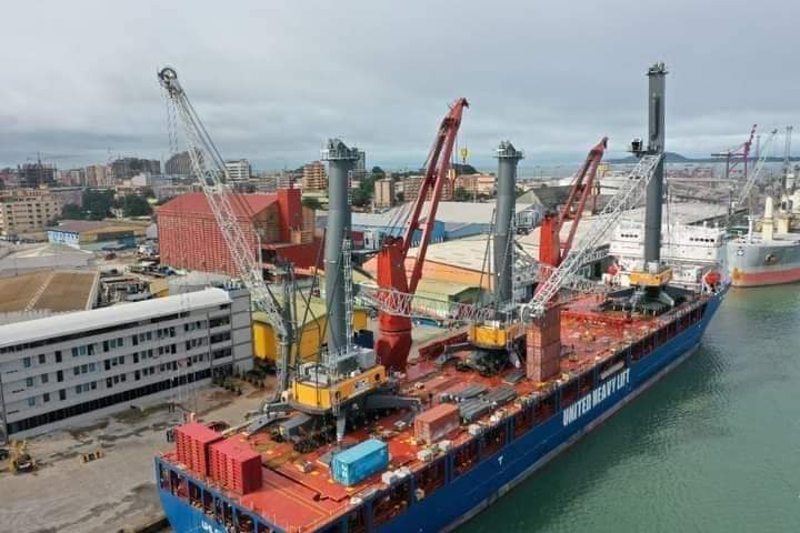 Guinée/Port de Conakry : Réception de deux nouvelles grues d’une capacité de levage de 150 tonnes chacune  (Groupe Alport)