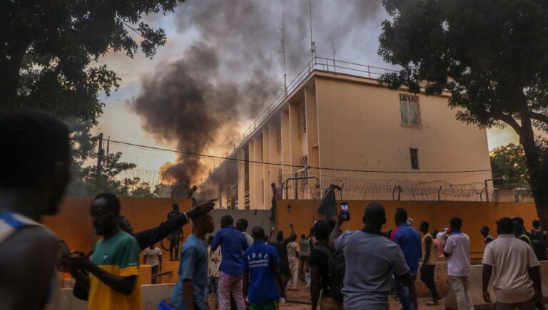 Burkina Faso : des institutions françaises prises pour cibles