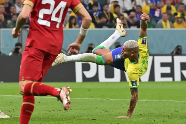 Coupe du Monde 2022 : Le Brésil bat la Serbie, Neymar est sorti blessé