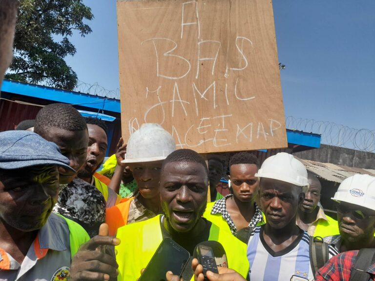 Conakry / Société : Les travailleurs de l’AGEMAP demandent le départ de leur  directeur général