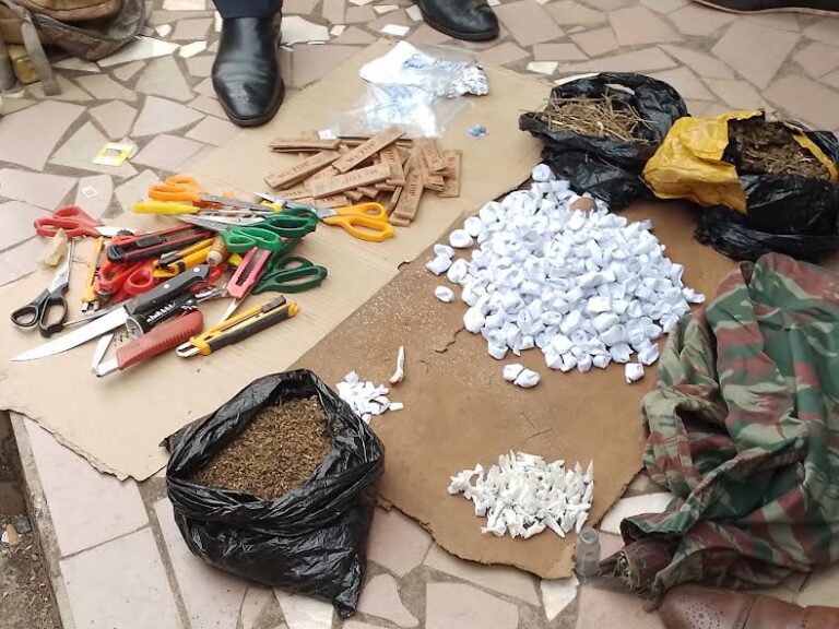 Guinée/Lutte contre la drogue : Une dizaine de jeunes malfrats mis aux arrêts à la maison des jeunes de Dixinn