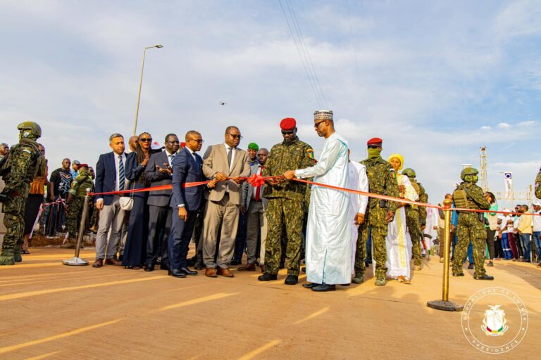 Guinée/Secteur portuaire : Inauguration par le Chef de l’Etat de la Pénétrante et remise des clés de l’auberge au gouvernement malien