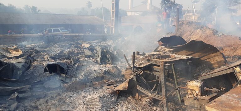 Kindia : Le bilan de l’incendie  de la Gare estimé à 500.000.000GNF de pertes