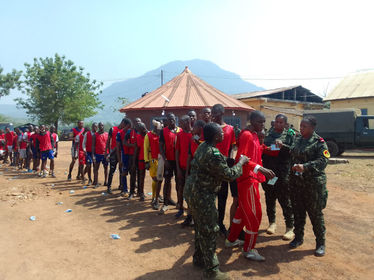 Dubréka/Recrutement dans l’Armée : Les candidats du Grand Conakry passent leurs évaluations physiques