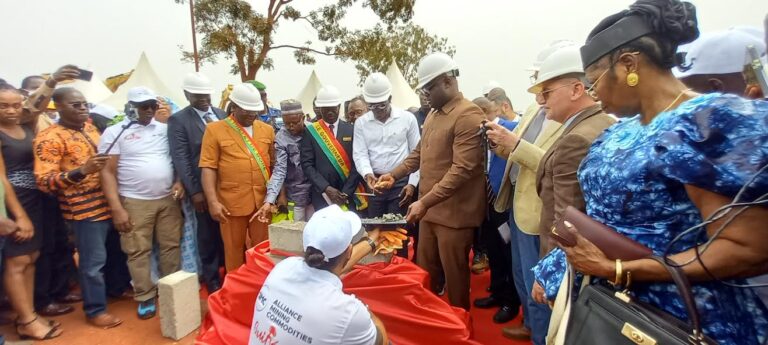 Boké-Mines: Le PM lance des travaux de construction du projet AMC plus de 2000 emplois directs attendus