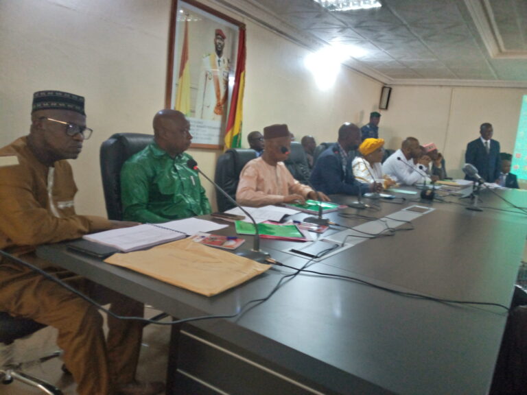 Conakry: Le  budget exercice 2023 du Gouvernorat de la ville  validé par la majorité du conseil