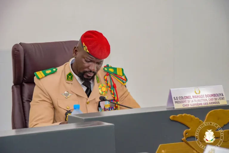Guinée/Administration: Le Chef de l’Etat nomme le DG et le DGA du FER
