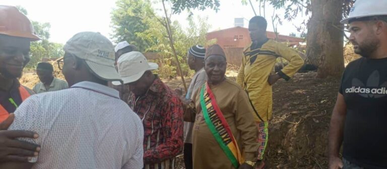 Kindia/Bangouya : lancement officiel des travaux de la construction d’une route d’environ 1 km pour la communauté impactée