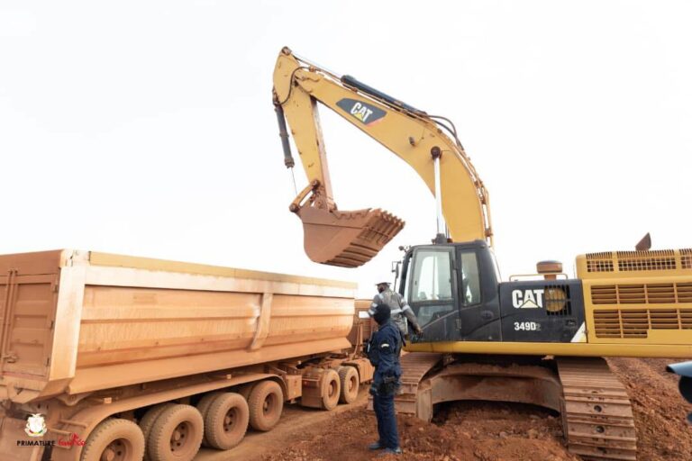 Guinée/Mines: La première production de la société bauxite Kimbo lancée par le premier ministre à Fria