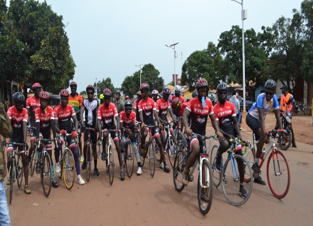 Labé/Sport : 19 coureurs participent à la 1ère édition du tour régional du cyclisme