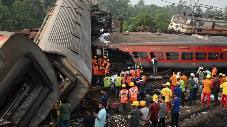 Inde : un accident ferroviaire fait 288 morts