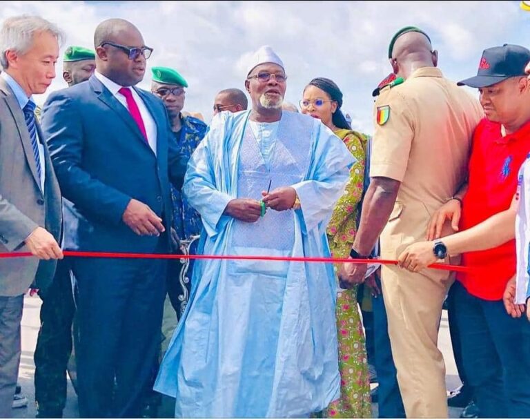 Dubréka :  Inauguration du pont de la Soumba sur la nationale N°3 sous la présidence du Premier ministre-chef du gouvernement Dr Bernard GOUMOU