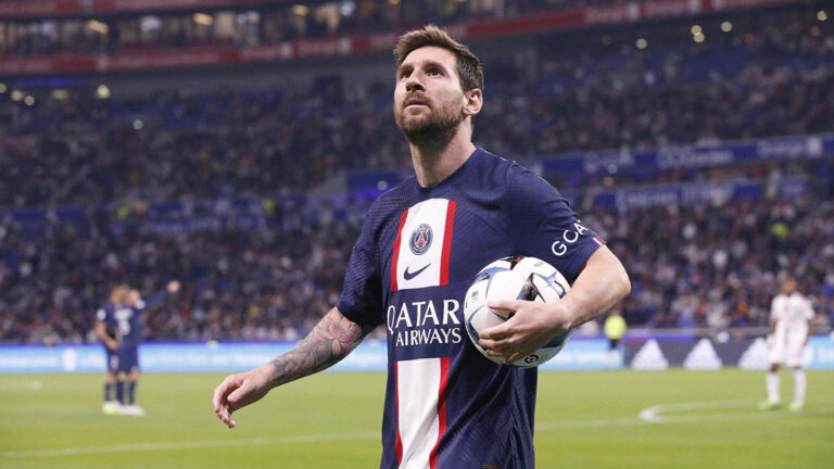 Football/PSG: Galtier annonce le départ de Messi