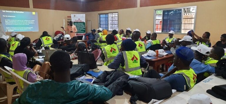 Labé : L’AGETIPE clôture sa séance de renforcement de capacités de 55 PME de jeunes
