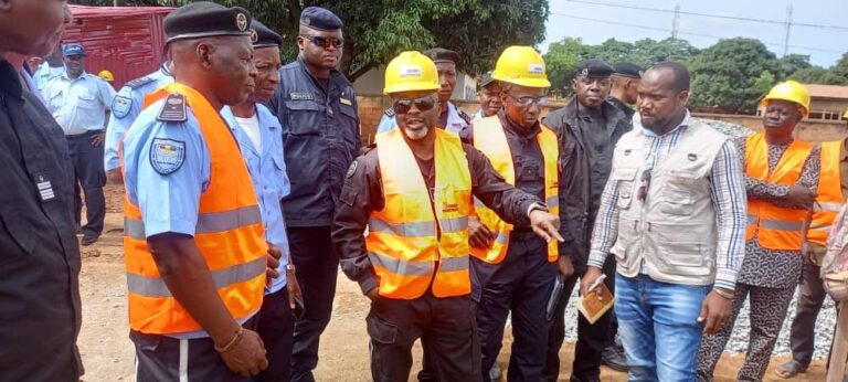 Guinée/Police Nationale : l’Inspecteur Général sur les chantiers des CMIS à l’intérieur du pays