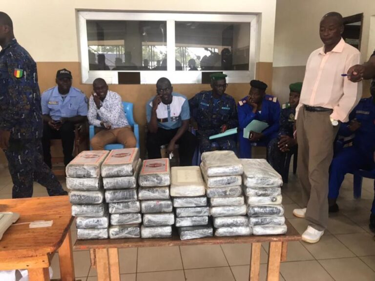 Forécariah: Plus de 44 Kg de Cocaïne saisis à la frontière de Pamelap