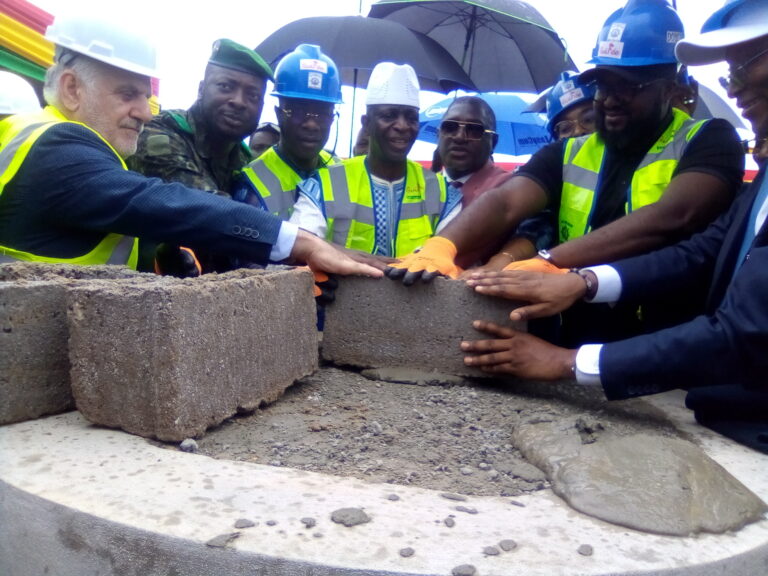 Conakry/ Loisirs : Pose de la première pierre du projet récréatif du lac Gbassikôlô