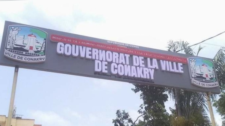 Gouvernorat de Conakry : Le ministre Julien YOMBOUNO lance l’opération d’enrôlement physique des travailleurs