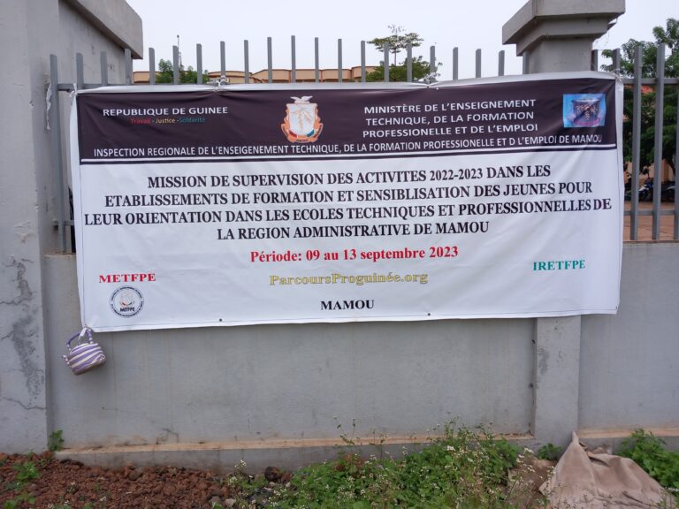 Mamou : Mission de supervision des activités 2022-2023 dans les établissements de formation et sensibilisation des jeunes pour leur orientation dans les écoles techniques et professionnelle de la région administrative de Mamou