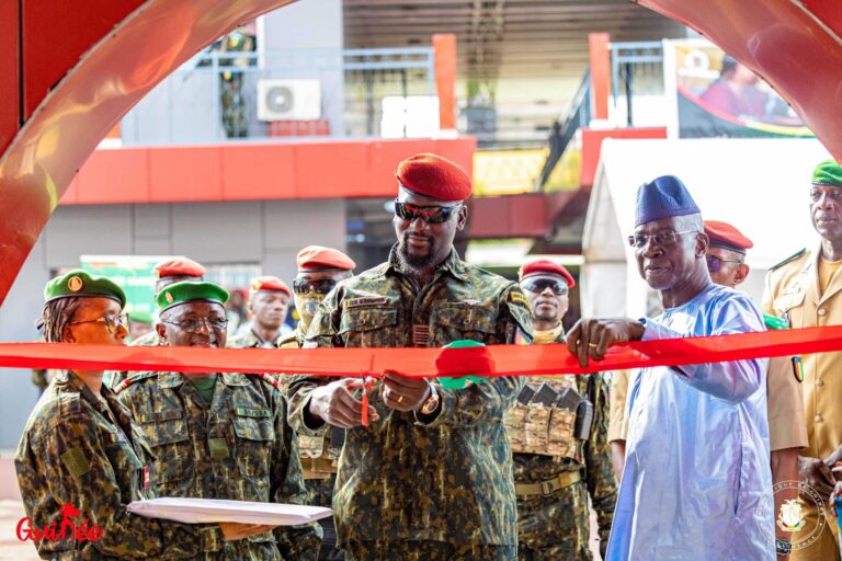 Guinée: Le président de la transition inaugure l’hôpital militaire de Conakry