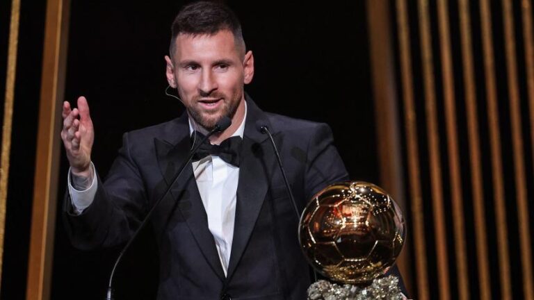 Football/Ballon d’Or: le grand 8 pour Lionel Messi