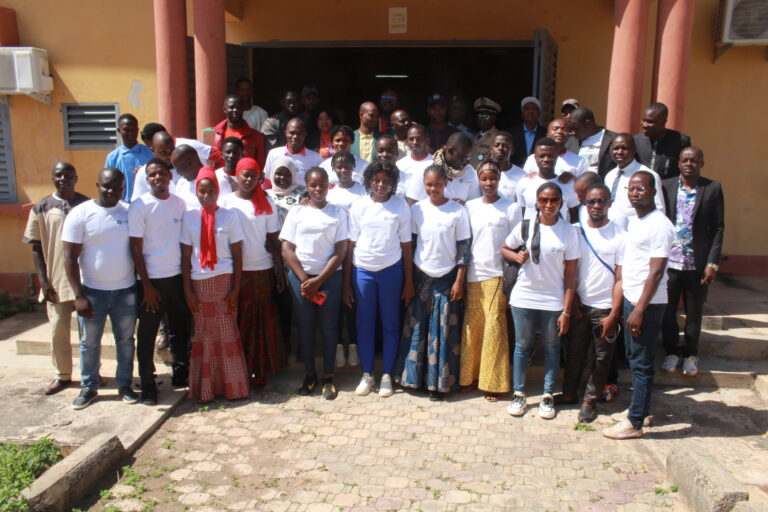 AGP/Reportage Audio:Lancement de la formation de 30 jeunes sortants en topographie