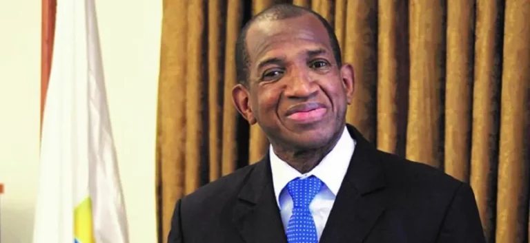 Guinée: L’ancien premier ministre Kabiné Komara élu président du conseil d’administration GFI de Bil Clinton