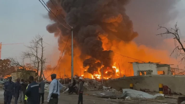 Guinée/Incendie à Kaloum: le bilan s’alourdit à 23 morts (communiqué)