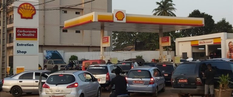 Guinée :  plusieurs stations services fermées par manque de carburant