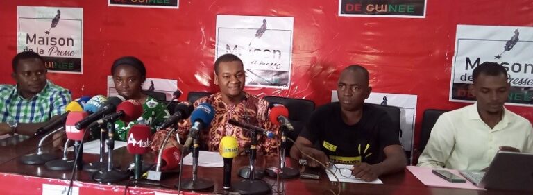 Conakry: L’inquiétude des ODDH face à la restriction de l’internet et au  brouillage des fréquences des radios