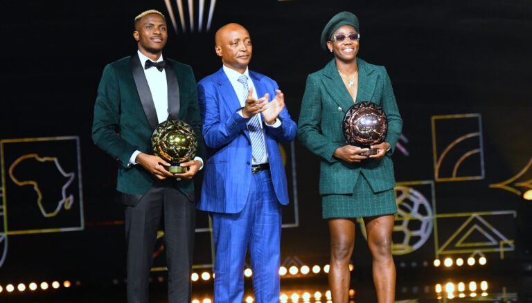 Osimhen et Oshoala sacrés Joueur et Joueuse Africains de l’Année aux CAF Awards 2023