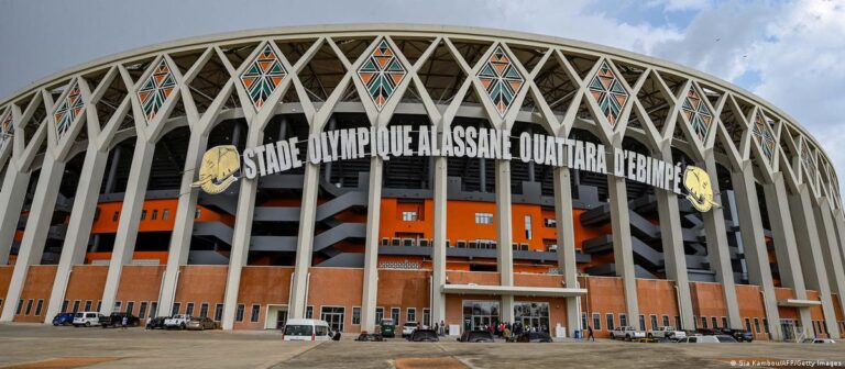 Côte d’Ivoire/CAN 2023 : Des heurts autour du stade après l’humiliation des Eléphants, le forces de l’ordre se déploient