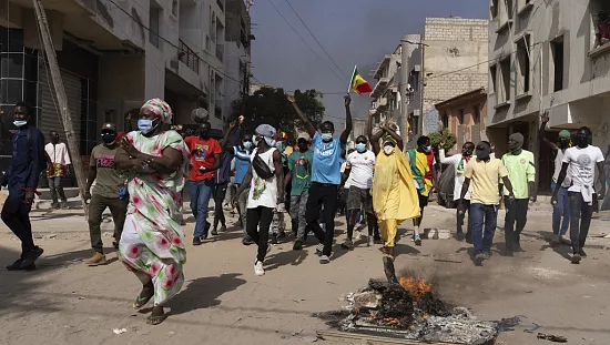 Sénégal : manifestations de rue pour exiger une date pour la présidentielle