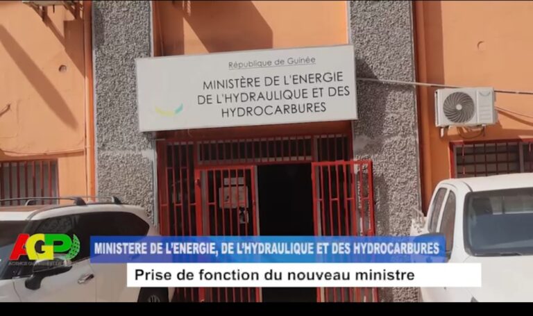 MINISTÈRE DE L’ÉNERGIE, DE L’HYDRAULIQUE ET DES HYDROCARBURES : LE NOUVEAU MINISTRE INSTALLÉ DANS SES FONCTIONS