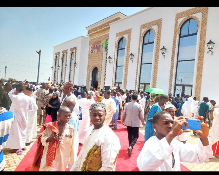 Conakry/Religion:  Le complexe  islamique  d’Enta marché offert par le Roi Mohamed VI  officiellement inauguré