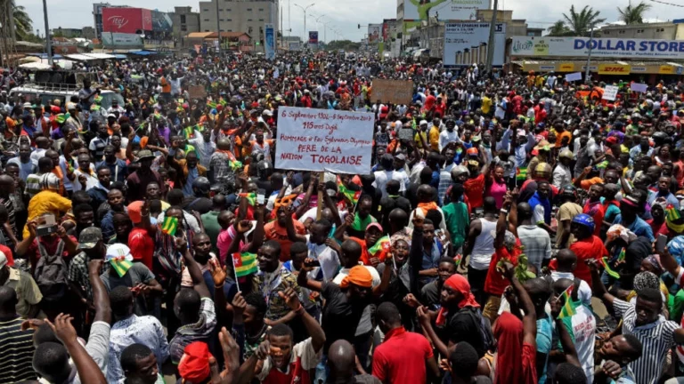 Togo : L’opposition appelle a manifester contre la nouvelle constitution adoptée