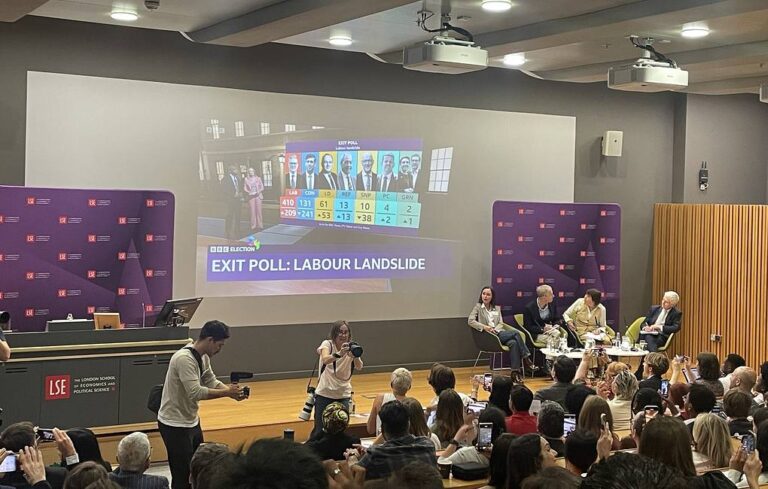 Royaume-Uni: Le Parti travailliste en tête des élections parlementaires britanniques (sondage de sortie)