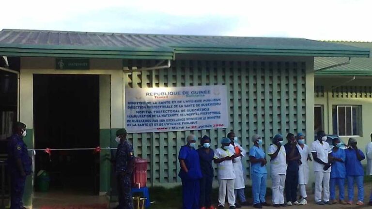 Gueckedou: Le ministre de la santé inaugure  la maternité de l’hôpital préfectoral