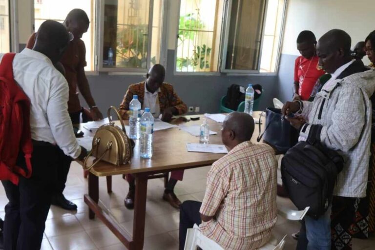 Boké: Démarrage des opérations de recensement biométrique de 398 fonctionnaires retardataires dans la région