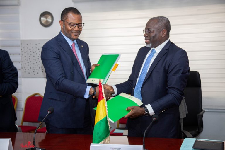 Guinée: Signature d’un accord de financement de 14 millions de dollars pour la mise en œuvre du projet d’appui au développement industriel et à la résilience des PME