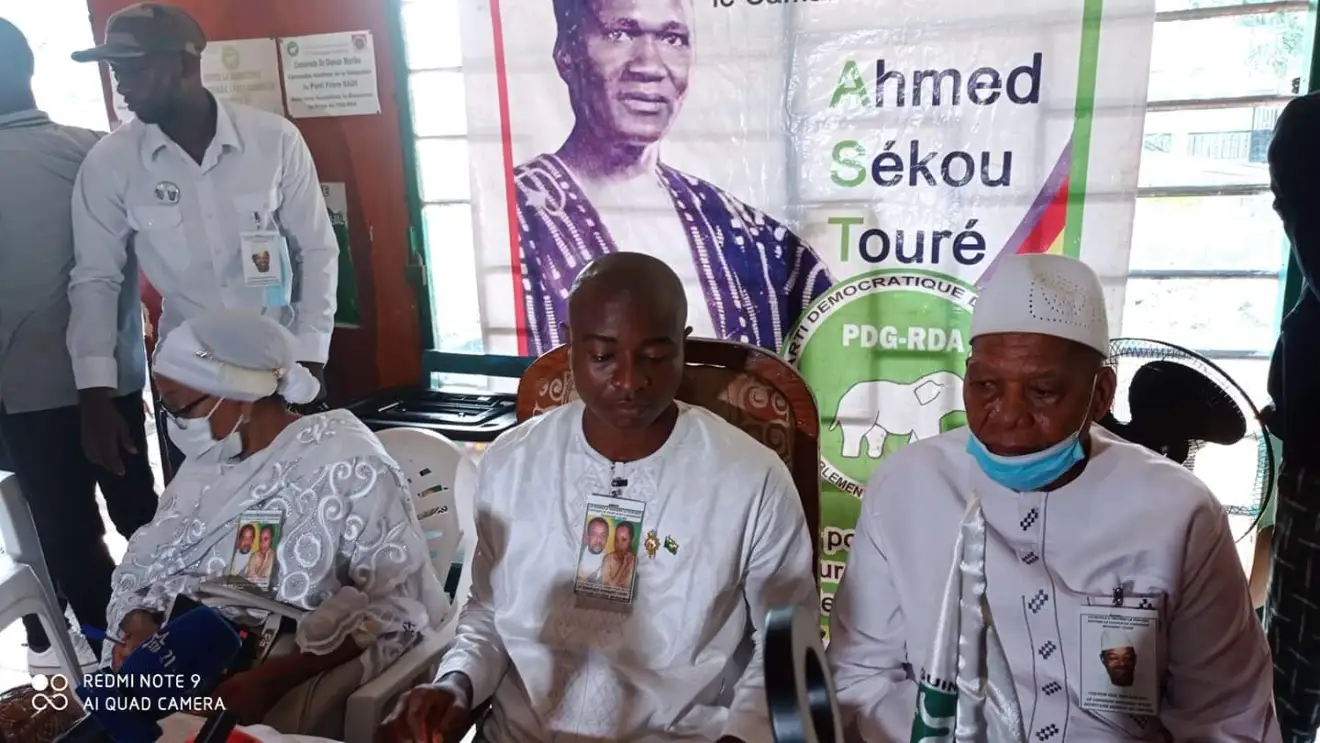 Pdg Rda Guinée/Politique : Le PDG-RDA suspend deux de ses cadres pour ‘’ faute ...