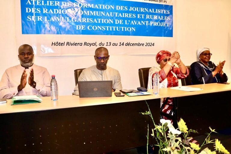 Guinée: Une trentaine de journalistes formés pour la vulgarisation de l’avant-projet de la nouvelle constitution