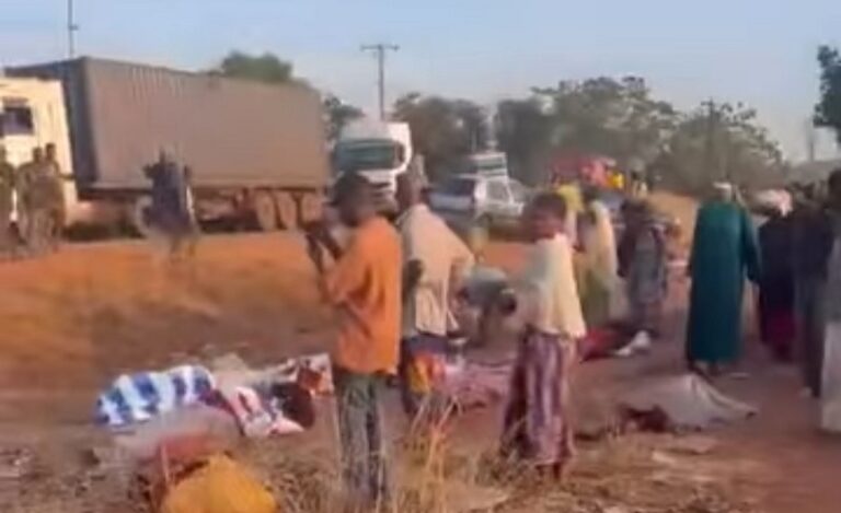 Kindia: 8 morts et 6 blessés graves dans un accident de la circulation  à Linsan