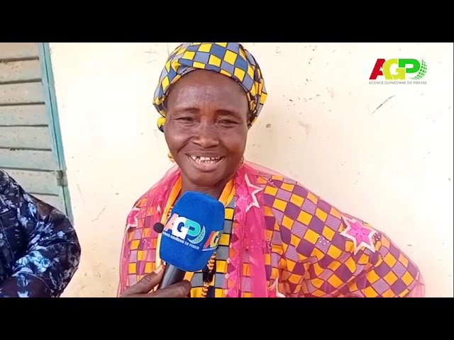 KINDIA/BANGOUYA : LES FEMMES IMPACTÉES PAR LES TRAVAUX DU BARRAGE SOUAPITI DEMANDENT DE L’AIDE AUX AUTORITES LOCALES