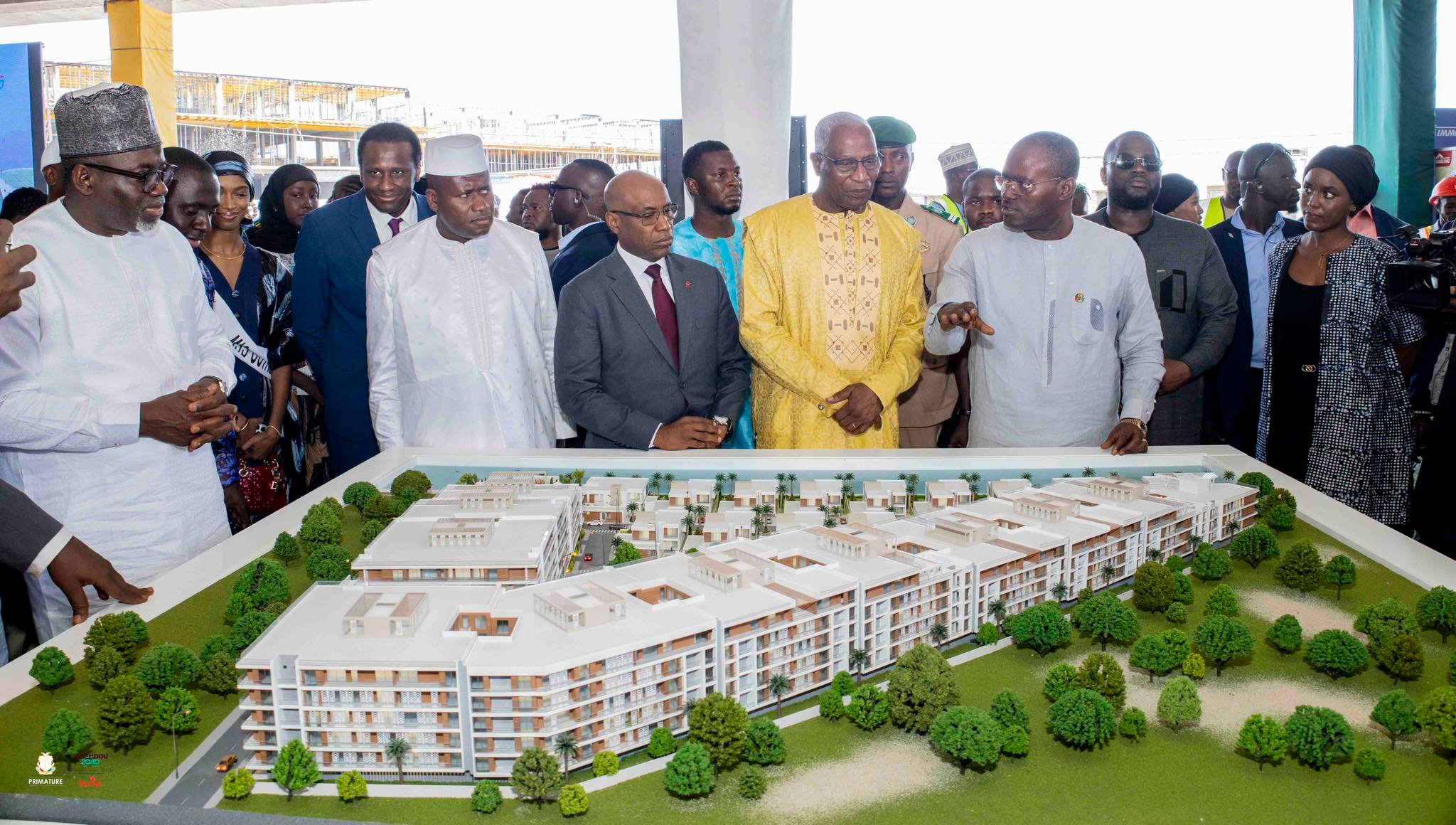 conakry-c-r-monie-de-pr-sentation-du-projet-de-construction-de-la-cit