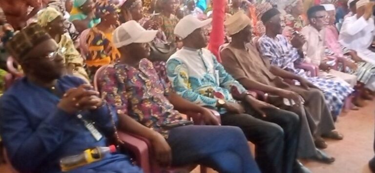 Conakry/Hadj 2025: Colère des sages de Kassa suite à la répartition du nombre de pèlerins et de guides par commune