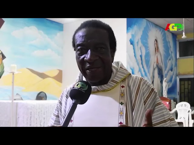 CONAKRY / CÉLÉBRATION DE LA FÊTE DE PÂQUES : Les fidèles chrétiens célèbrent la veillée pascale à la Paroisse Saint André de Hafia