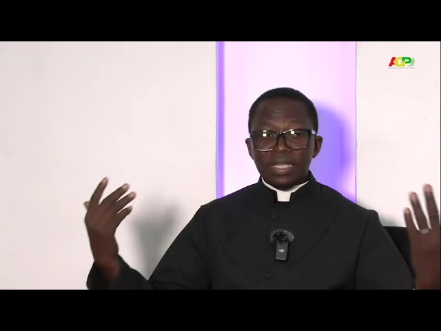 GUINÉE / CÉLÉBRATION DE LA FÊTE DE PÂQUES : LE PÈRE PIERRE BABA MANSARÉ NOUS PARLE DE L’ORIGINE DE CETTE FÊTE ET DU PÈLERINAGE DE BOFFA