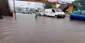 Guinée/Fortes pluies : L’AGUISER alerte les usagers sur la dangerosité des axes routiers