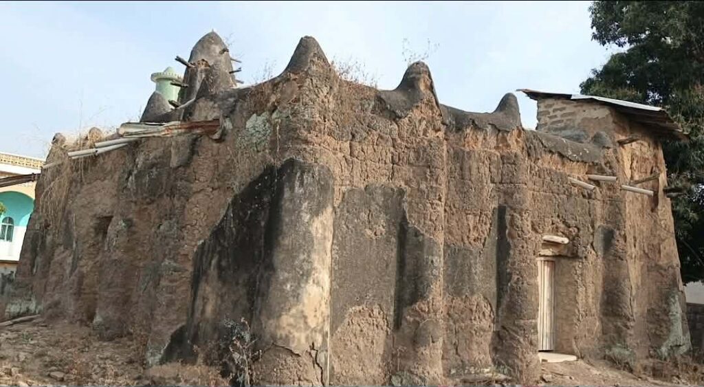 Beyla : La mosquée de Samory Touré, un patrimoine historique encore méconnu